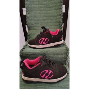 Heelys Voyager Black and Pink Size Youth 4